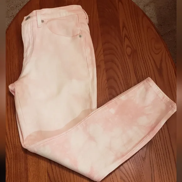 Lucky Brand pink tie-dye mid rise crop jeans, size 6 - NEW - Picture 7 of 7